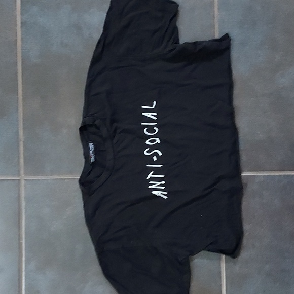 Anti-Social cropped top - Picture 1 of 4